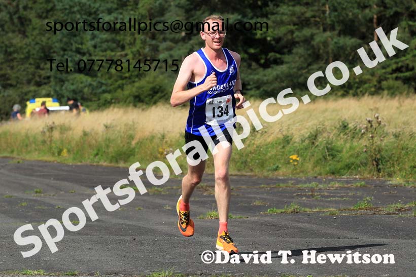 2023 Tynedale 'Jelly Tea' 10 Mile Road Race,  Ouston Airfield, Albermarle Barracks,  Northumberland.  Photo: David T. Hewitson/Sports for All Pics
